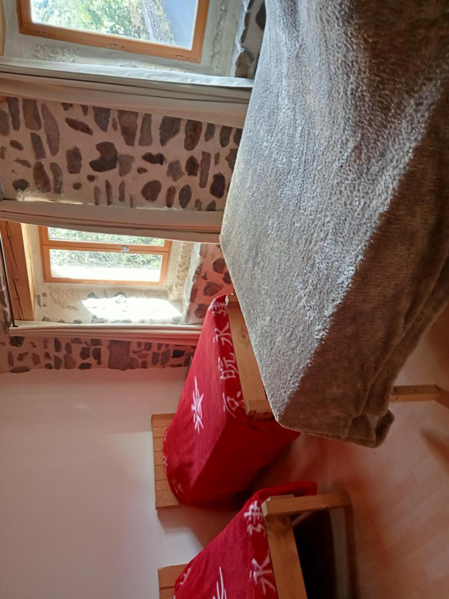 Maison Mouilhade Chaspuzac Bagian luar foto